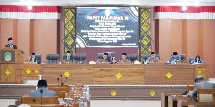Penyampaian Pandangan Umum Fraksi-fraksi DPRD Kab. Ogan Ilir Terhadap Nota Penjelasan Bupati Ogan Ilir Atas Raperda Tentang Laporan Pertanggungjawaban Pelaksanaan APBD Kab. Ogan Ilir Tahun Anggaran 2022